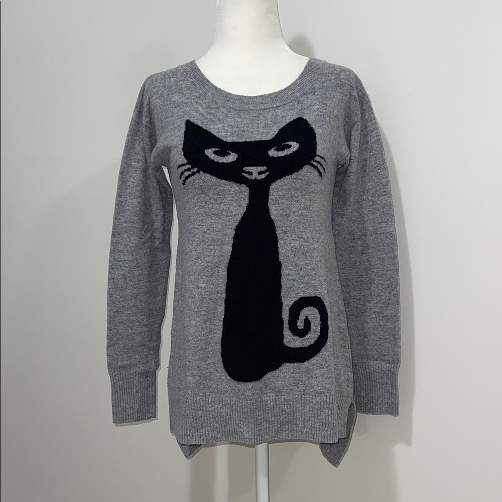 Gray Cat Design Sweater